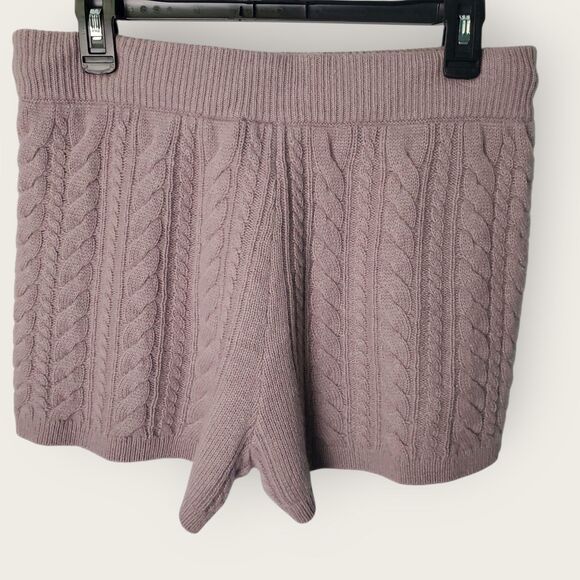 Sweaty Betty Cable Knit Wool Cashmere Shorts Pastel Purple Size Medium - Picture 3 of 8